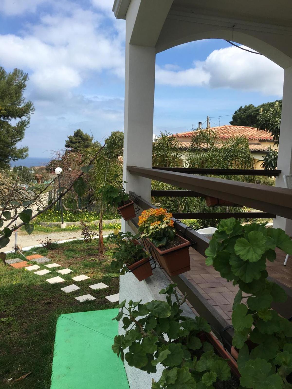 B&B A Casa Di Picci Santa Domenica  Exteriér fotografie