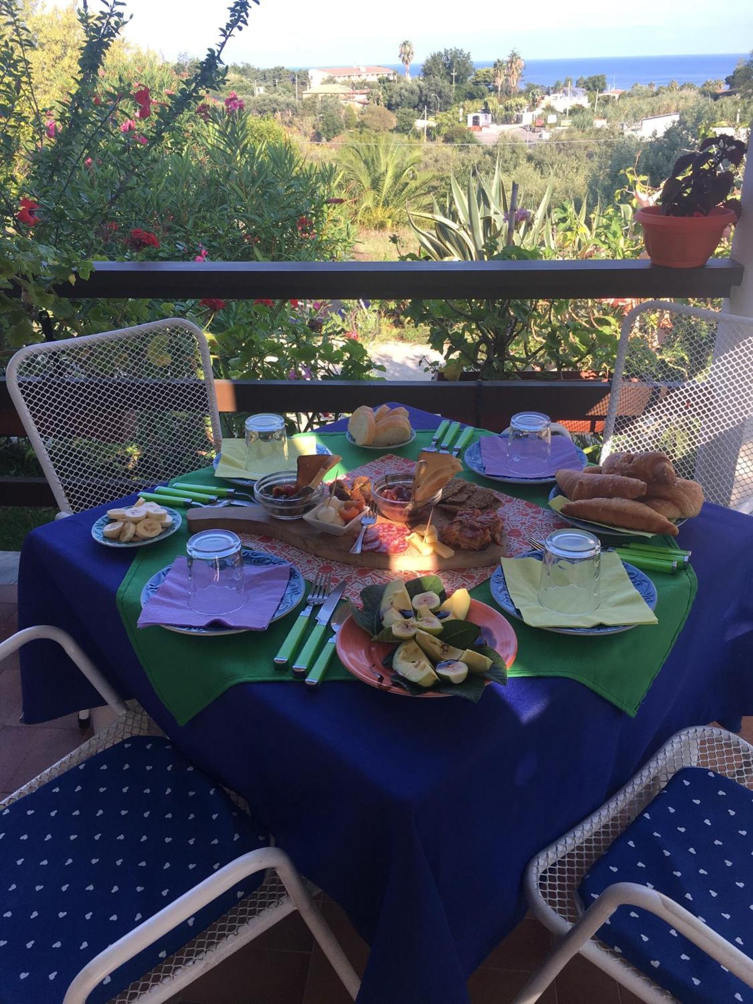 B&B A Casa Di Picci Santa Domenica  Exteriér fotografie