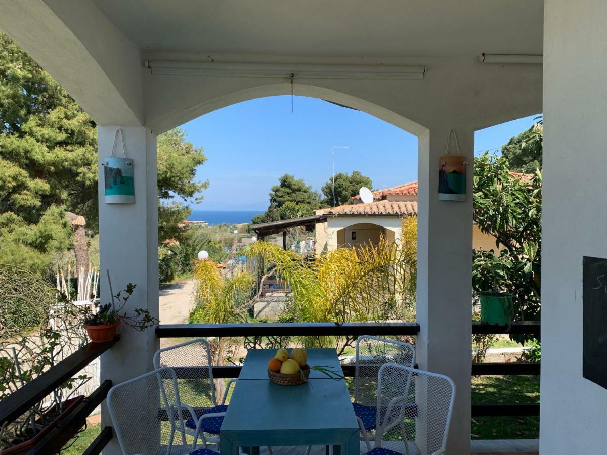 B&B A Casa Di Picci Santa Domenica  Exteriér fotografie